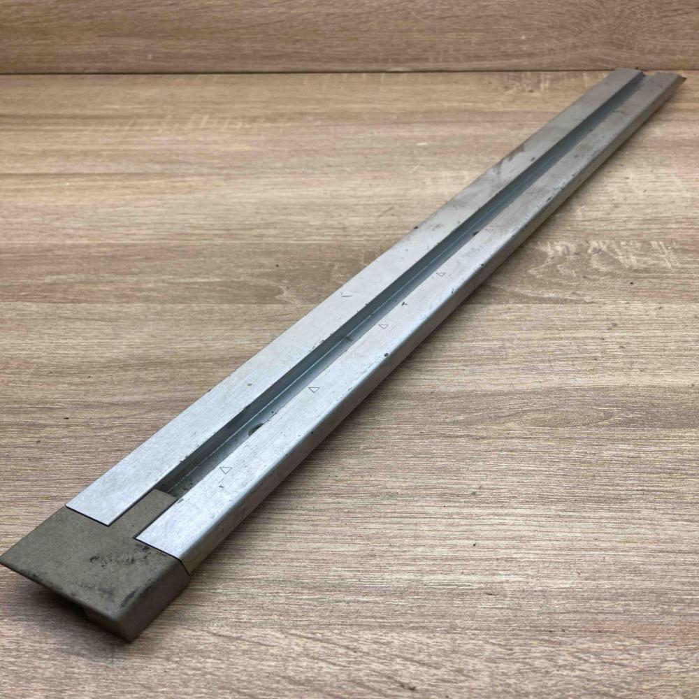 A2118490327   Other trunk/boot trim element Mercedes-Benz E W211