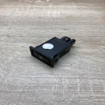 156795 566 0Y37  Fuel tank opening switch Toyota Avensis T250