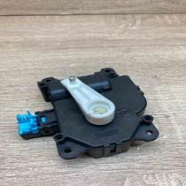113800 2810 12V11R With Plug Air flap motor/actuator Toyota Yaris
