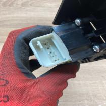 74231 02D20   Electric window control switch Toyota Auris E180