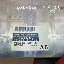 89661 05A52 MB175800 4000  Engine control unit/module ECU Toyota Avensis T250