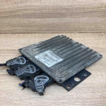 8200399038 R0410B034A With Plug Engine control unit/module ECU Renault Clio III