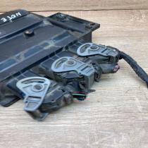 8200399038 R0410B034A With Plug Engine control unit/module ECU Renault Clio III