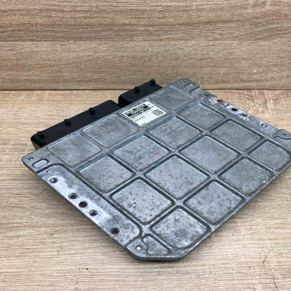 89661 0F171 MB275400 1070 With Plug Engine control unit/module ECU Toyota Prius