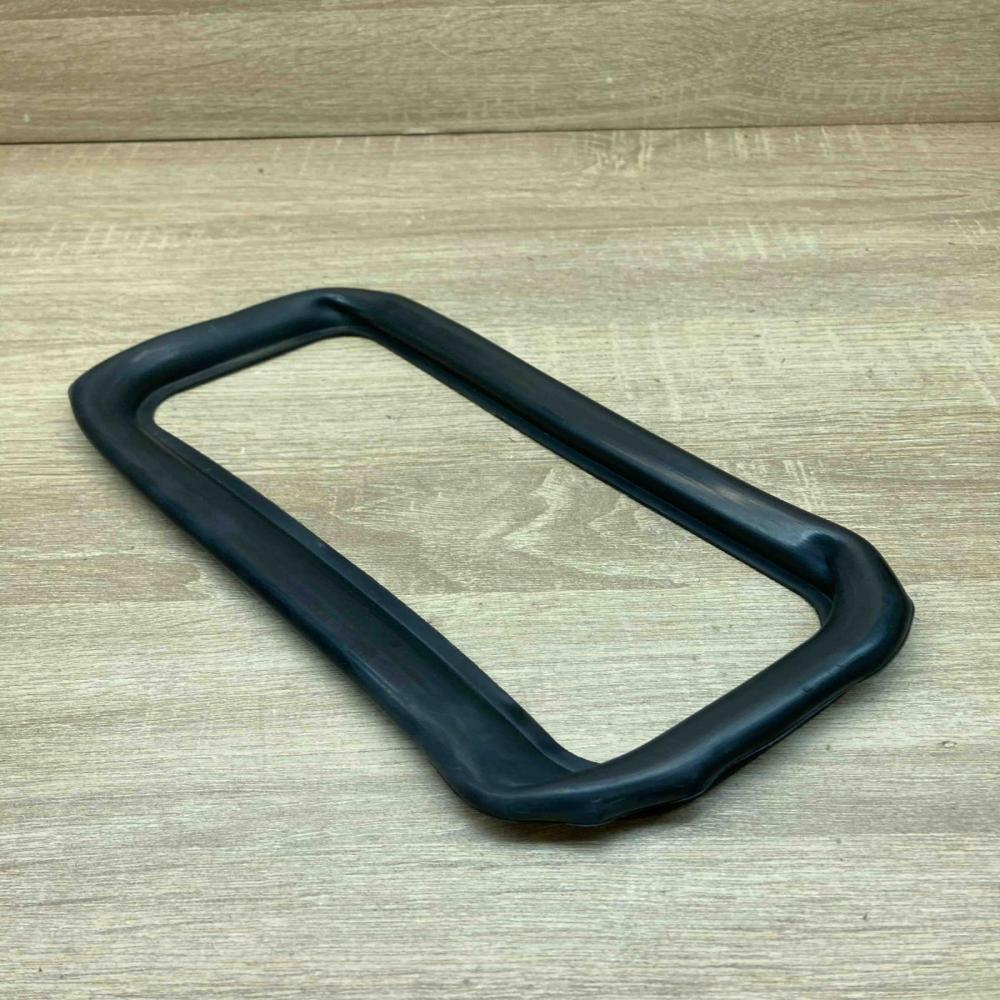 2108350398   Other interior part Mercedes-Benz E W210