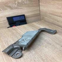 A2118270642   Radio antenna Mercedes-Benz E W211
