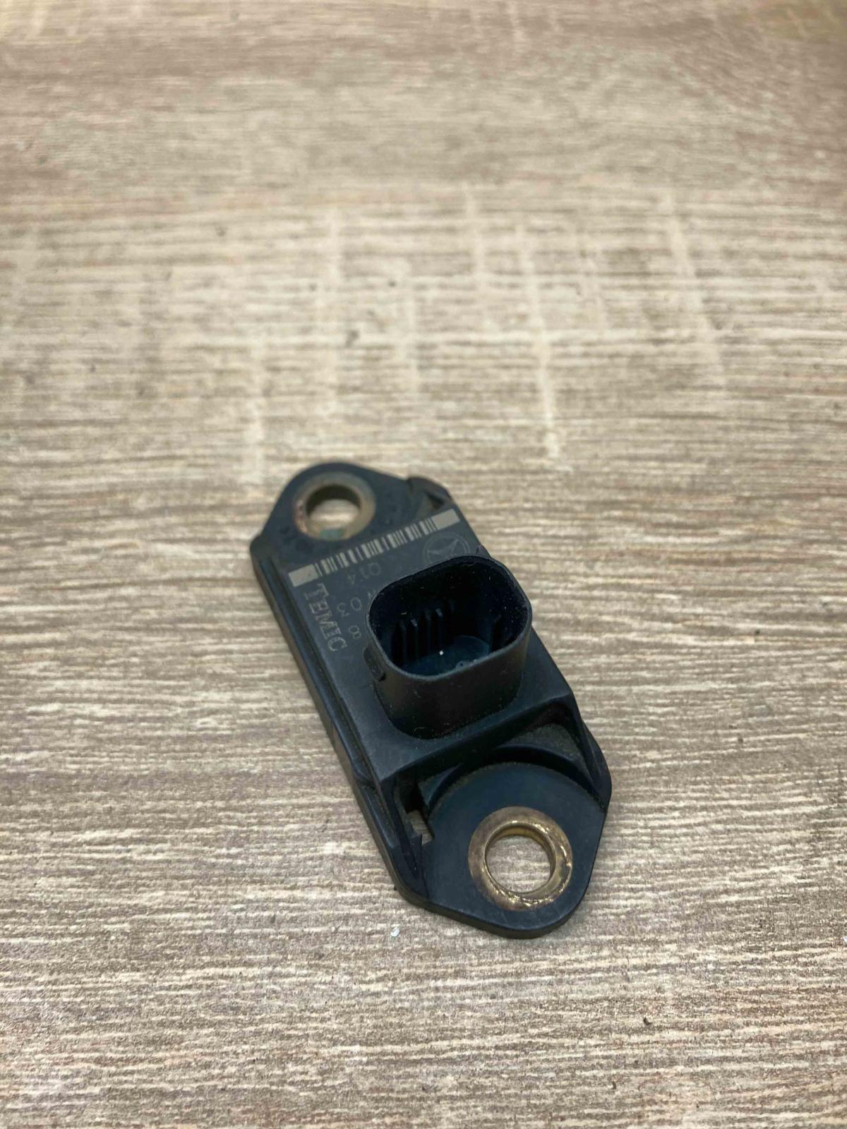 0025426918   Airbag deployment crash/impact sensor Mercedes-Benz E W211