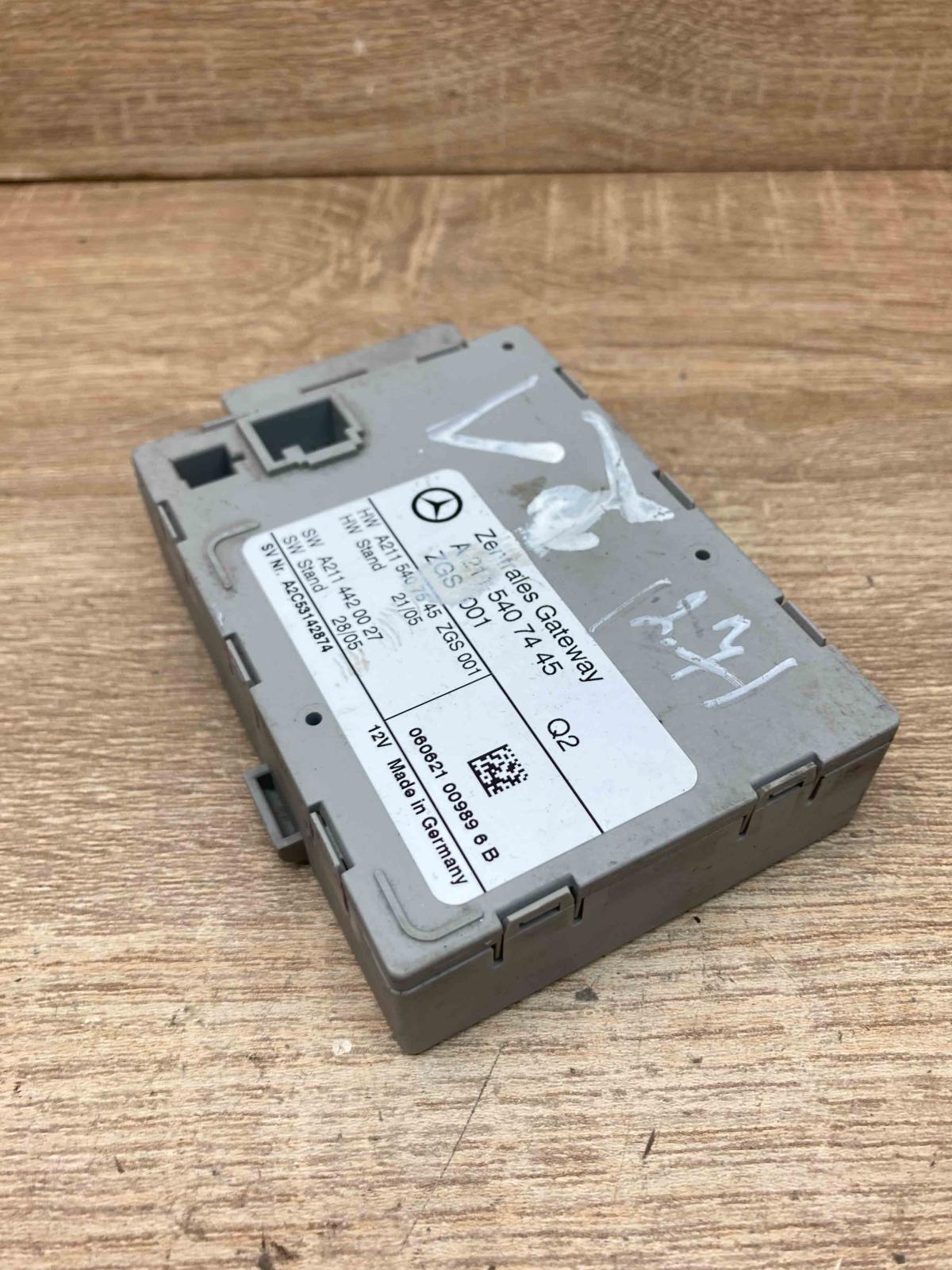 A2115407445 A2115407545  Gateway control module Mercedes-Benz E W211