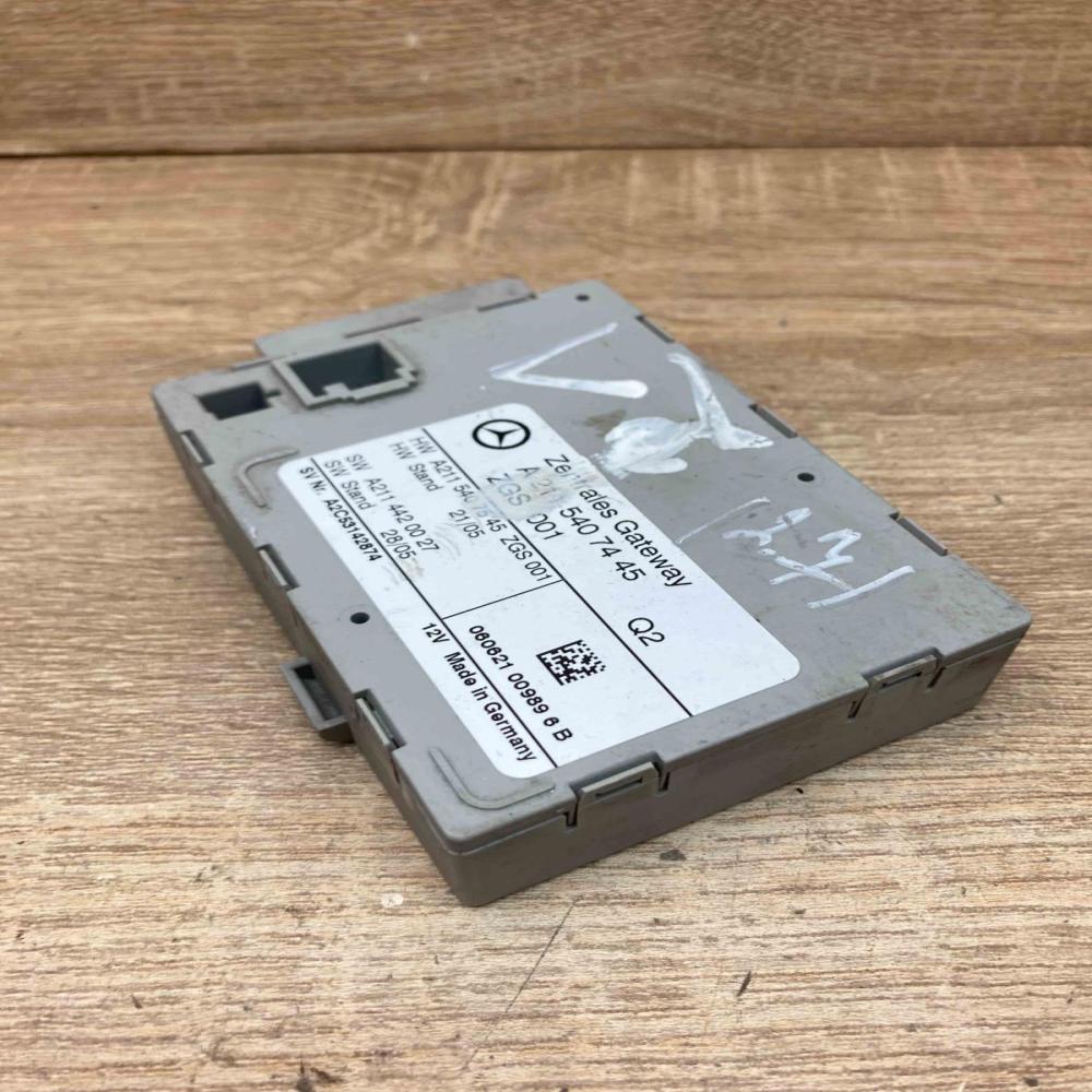 A2115407445 A2115407545  Gateway control module Mercedes-Benz E W211