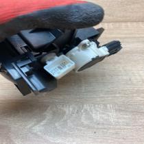 75C582 RHD  RHD Gear shifter/selector Toyota Prius (XW30)