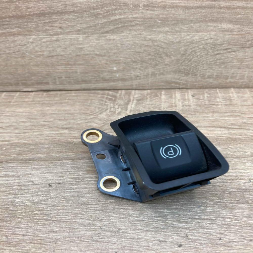 Avensis 2010 Parking Brake Switch   Hand parking brake switch Toyota Avensis T27
