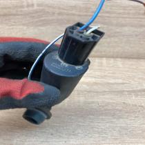 Toyota washer pump  With Plug Windscreen/windshield washer pump Toyota Avensis T