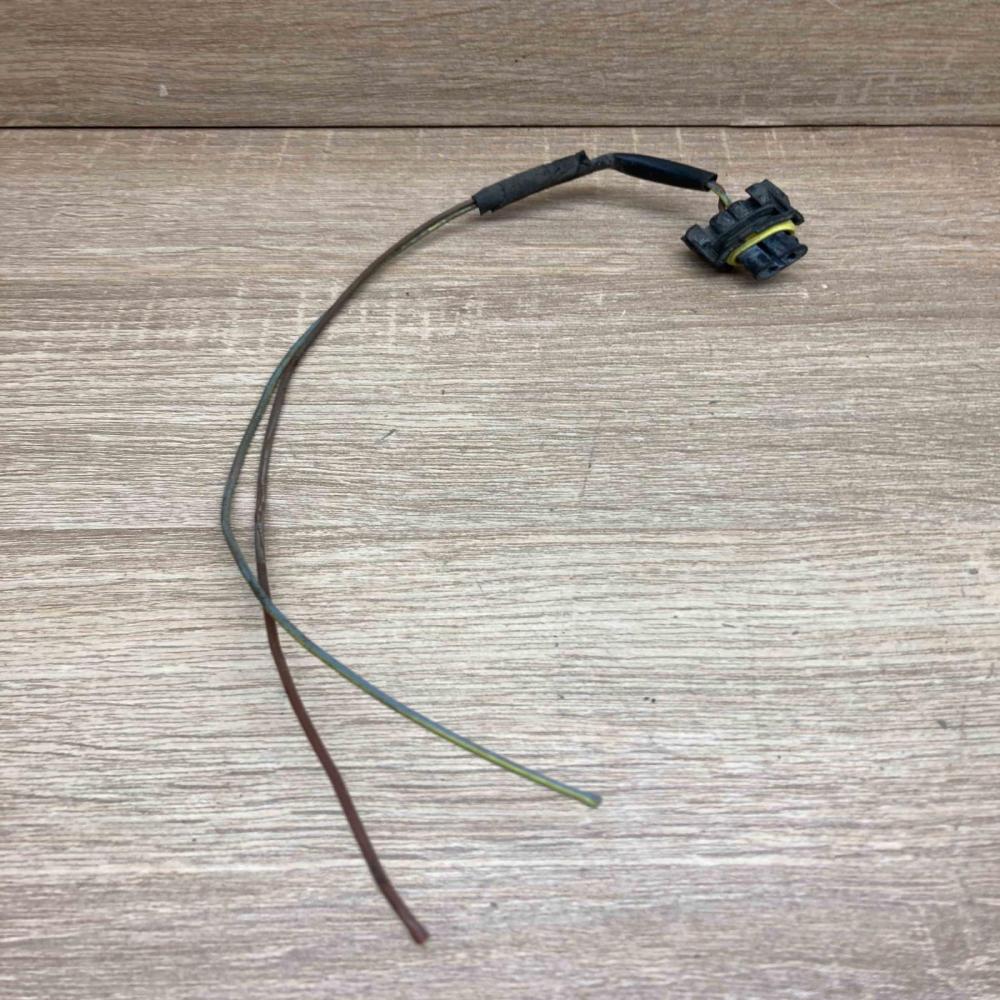 0405456328   Plug wire Mercedes-Benz CLS C219