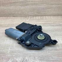 1J4959811C   Rear door window regulator motor Volkswagen Bora