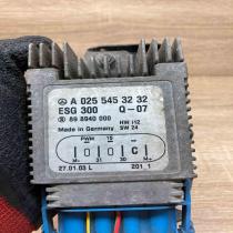 A0255453232 898940000 With Plug Coolant fan relay Mercedes-Benz A W168