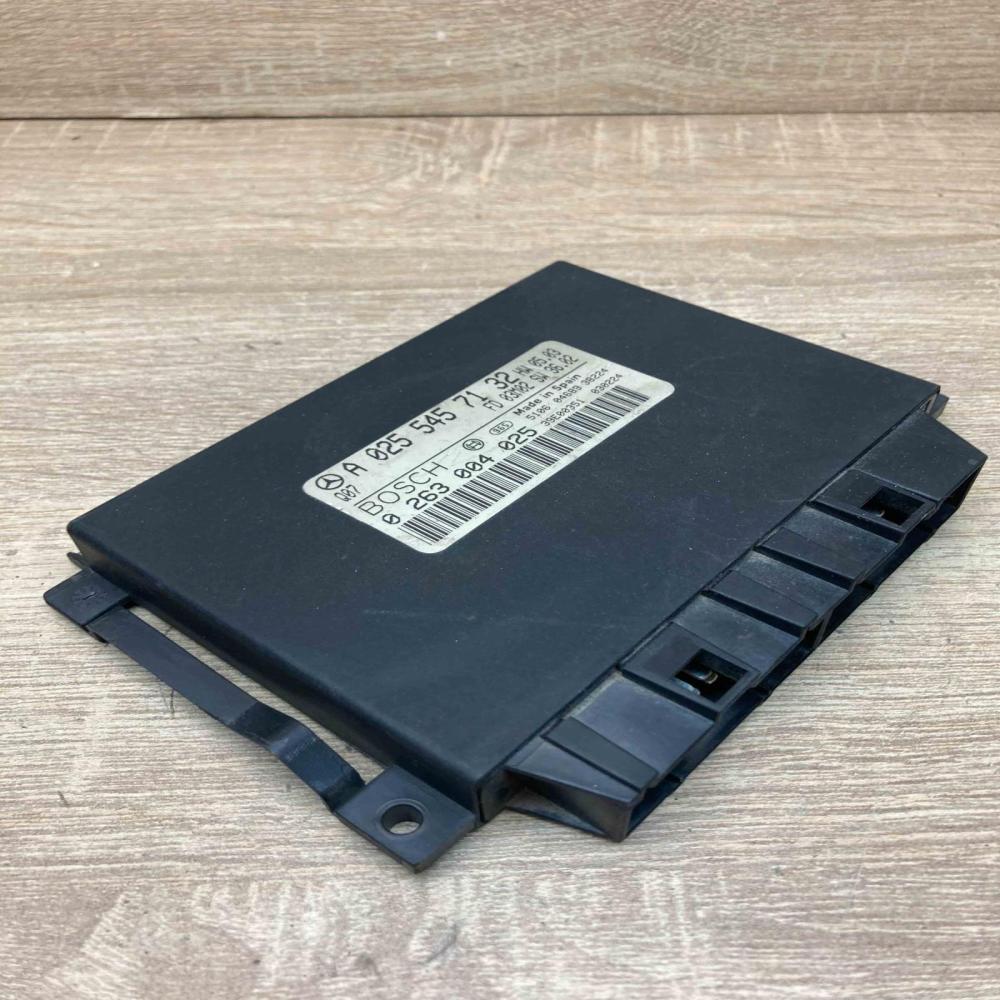A0255457132 0263004025 Used  Parking PDC control unit/module Mercedes-Benz E W21