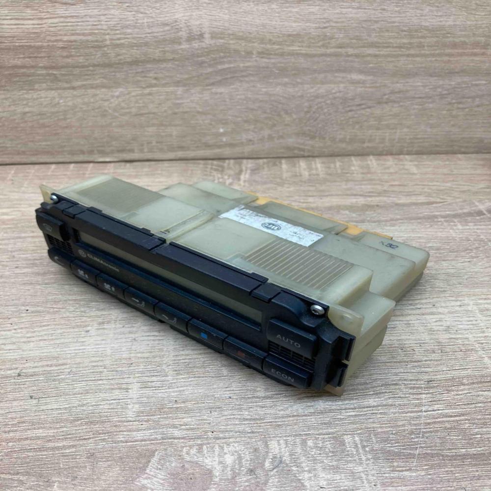 3B1907044B 5HB007617  Climate control unit Volkswagen PASSAT B5