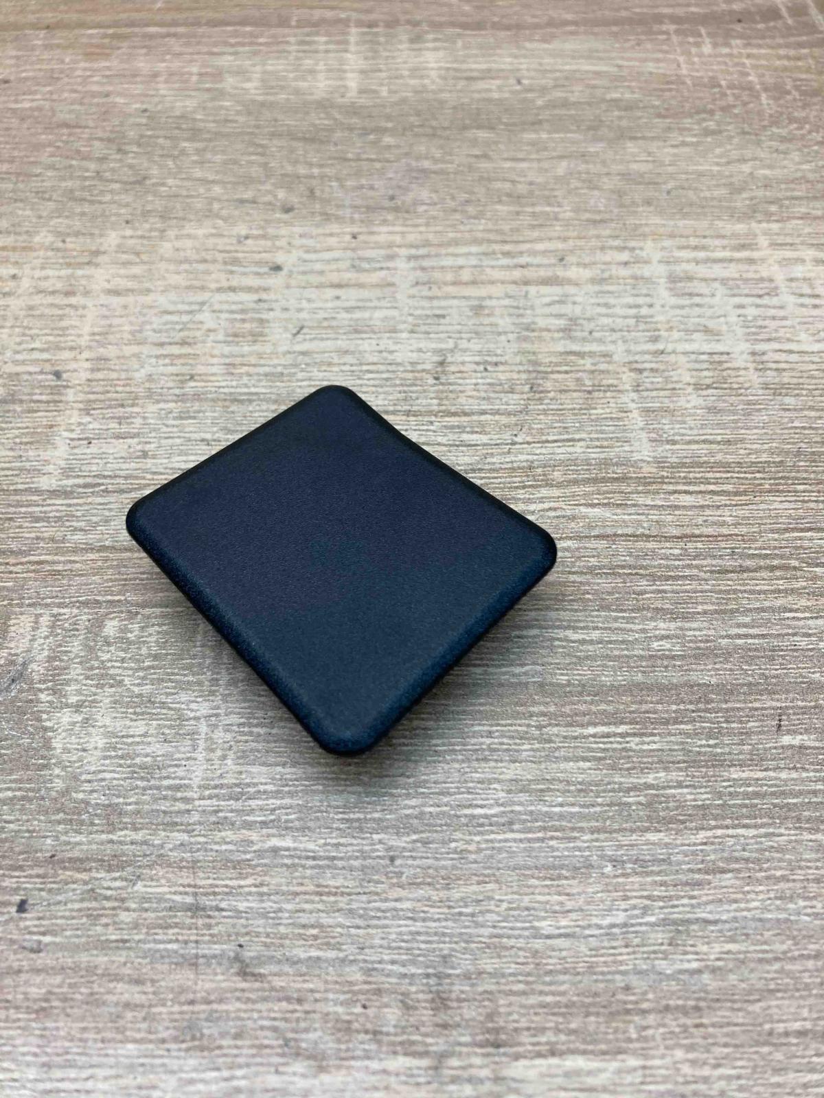 A0009989021   Other interior part Mercedes-Benz E W210