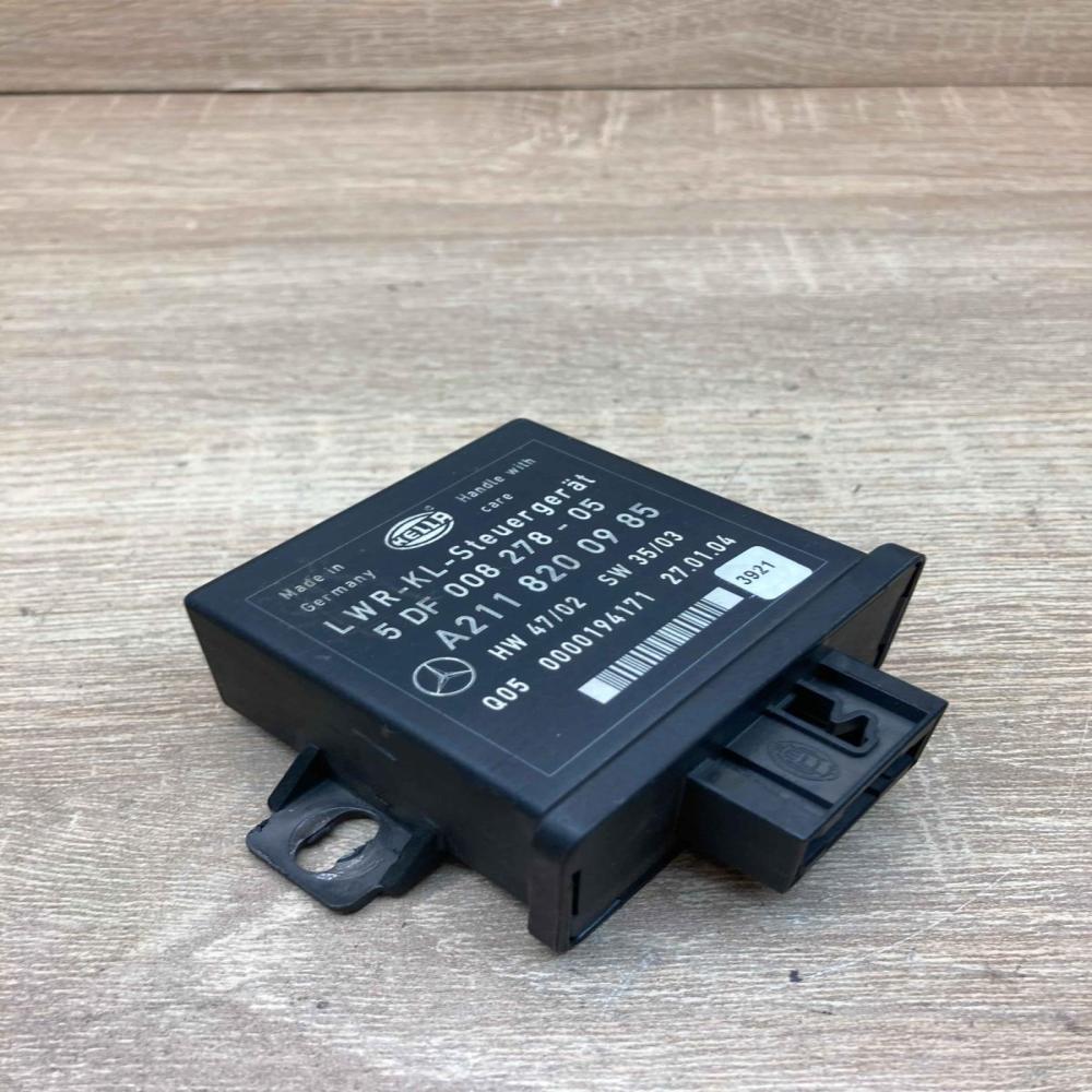 A2118200985 5DF008278  Light module LCM Mercedes-Benz E W211