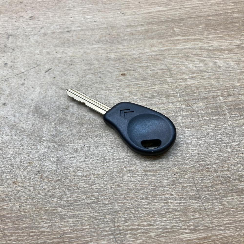 9170L8 9170 L8 Citroen key Ignition key/card Citroen Berlingo