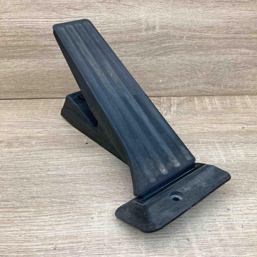 6858574 259160 10  Accelerator throttle pedal BMW X3 F25