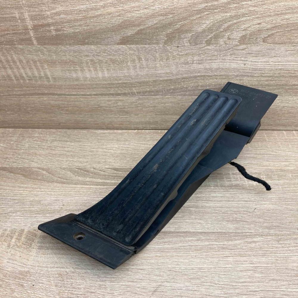 6766931 259160 10  Accelerator throttle pedal BMW 7 E65 E66