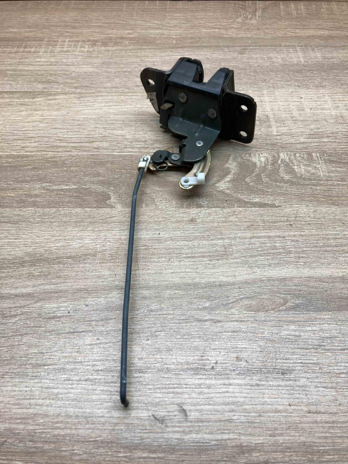 Hyundai Lock   Tailgate/trunk/boot lock/catch/latch Hyundai Santa Fe
