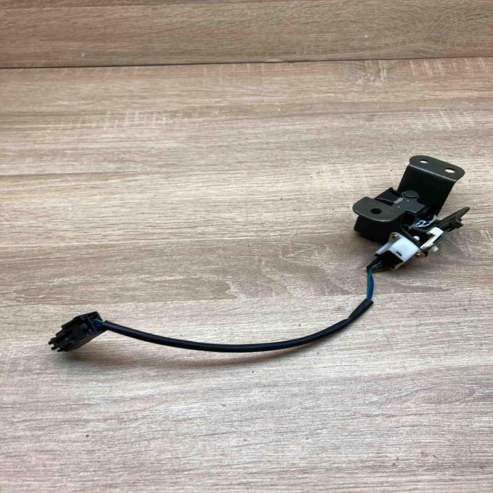 Hyundai Santa Fe Lock   Tailgate/trunk/boot lock/catch/latch Hyundai Santa Fe