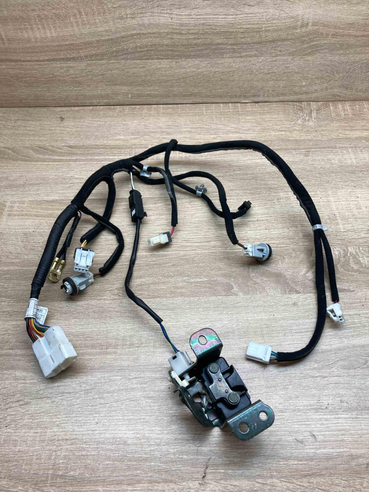 91910 26031 05126 037 With Wiring Tailgate/trunk/boot lock/catch/latch Hyundai S