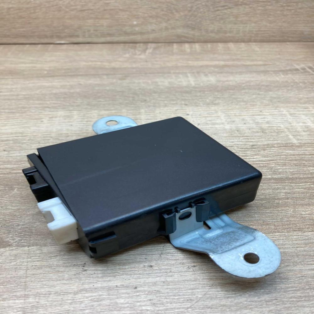 98750 26000 13910 3010  Other control units/modules Hyundai Santa Fe