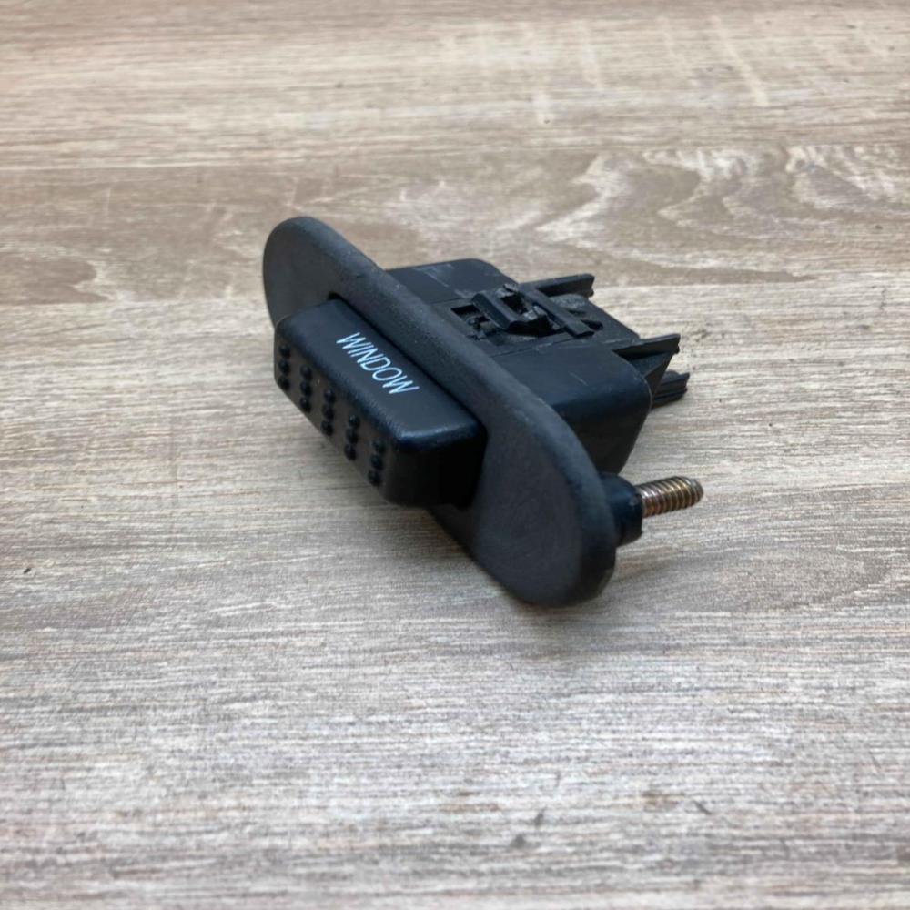 Window Switch   Electric window control switch Hyundai Santa Fe
