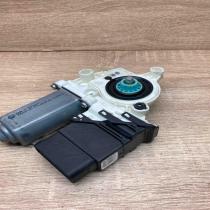 1K0959704B   Rear door window regulator motor Volkswagen Touran I