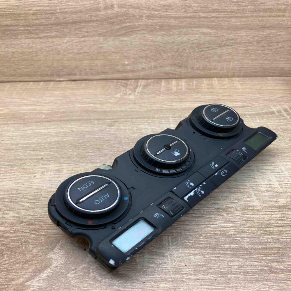 VW Clima With Heated Seat Control   Climate control unit Volkswagen Golf VI