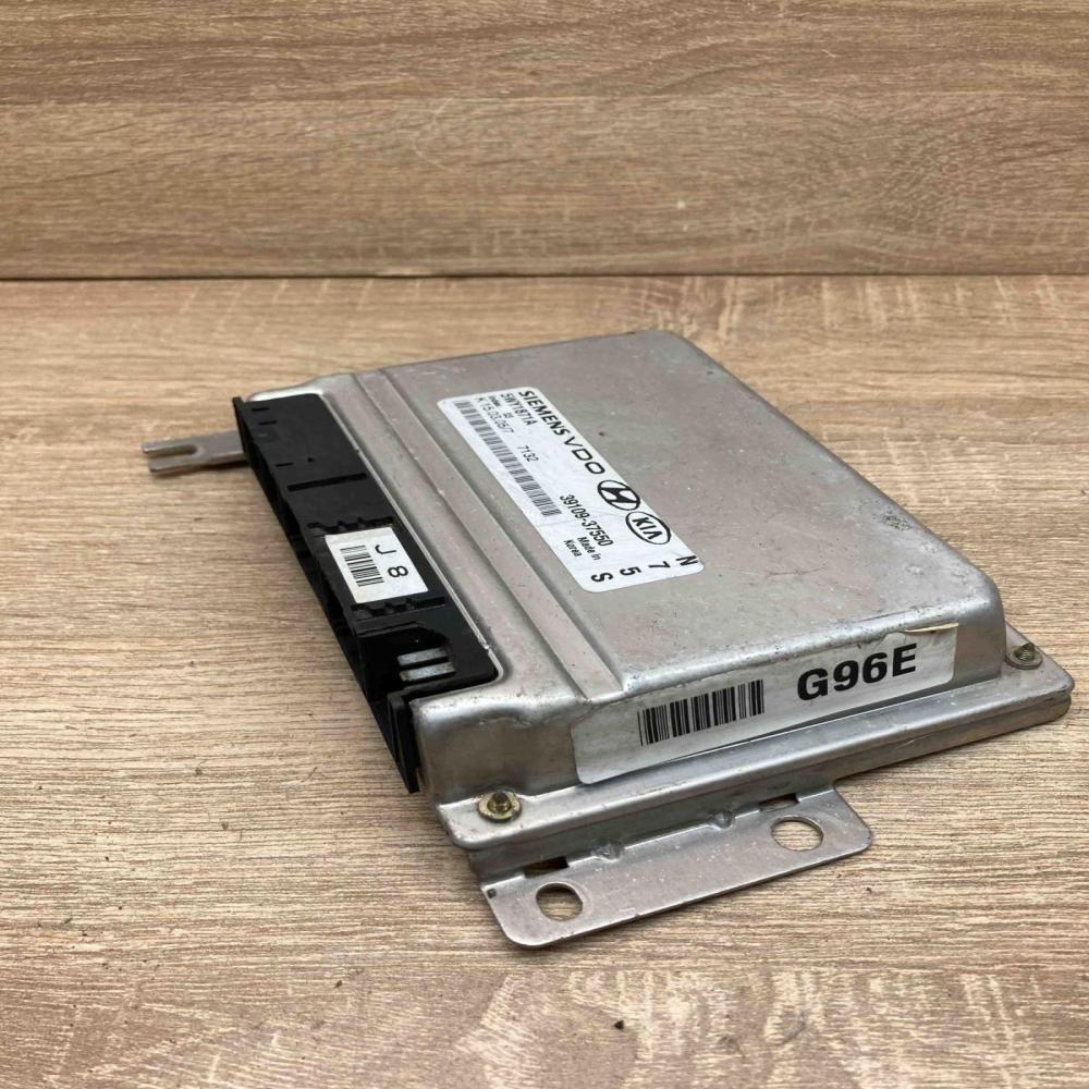 39109 37550 5WY1871A  Engine control unit/module ECU Hyundai Santa Fe