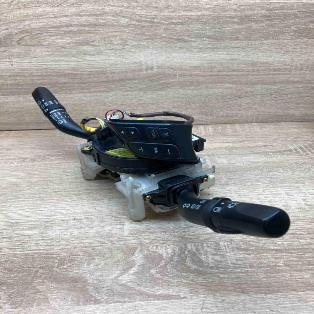 17E184 LE55 153769 LH 17C514 Wiper turn signal indicator stalk/switch Mazda MPV