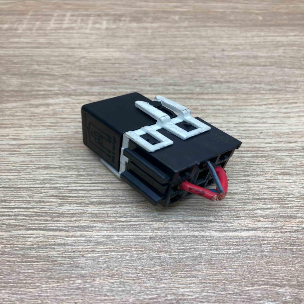 A0025421319 1389113  Other relay Mercedes-Benz B W245
