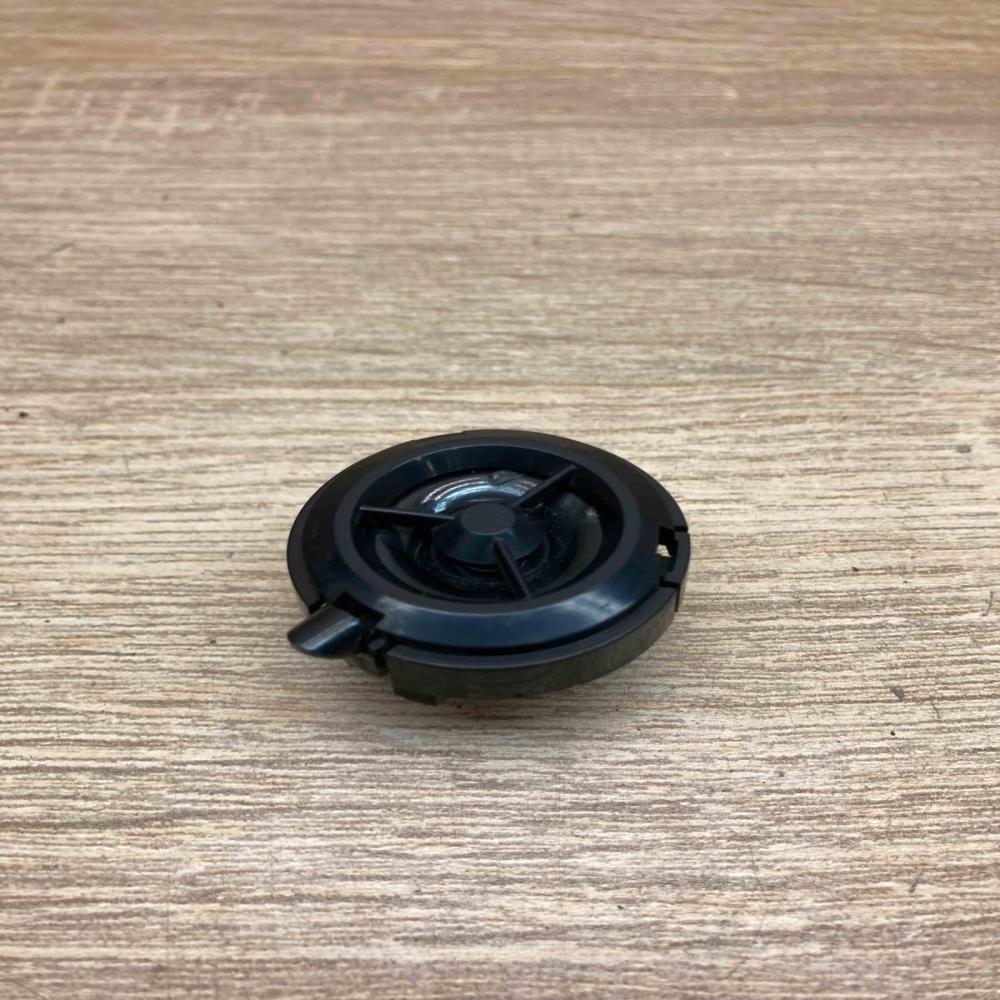 A2118200202   High frequency speaker in the rear doors Mercedes-Benz C W204