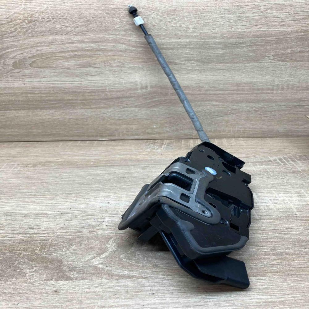 A1770032899 A0997201802 With Lever Front door lock Mercedes-Benz A W177