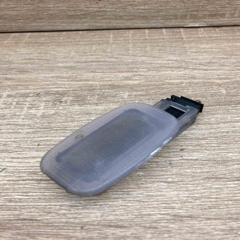 A2118203801  With Plug Other interior light Mercedes-Benz E W211