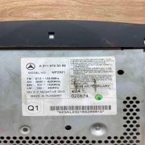A2118705089   Radio/CD/DVD/GPS head unit Mercedes-Benz E W211