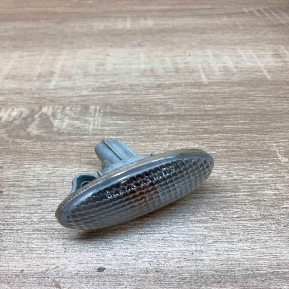P2829  13 5W Front fender indicator light Mazda 6