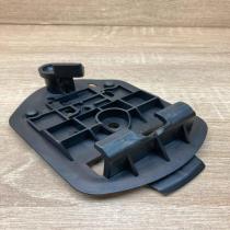 2118900814   Hazard Warning Triangle Mounting Bracket Mercedes-Benz E W211