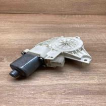 A2048200542 0130822505  Rear door window regulator motor Mercedes-Benz C W204