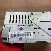 LD67 66 9R0B   Radio/CD/DVD/GPS head unit Mazda MPV