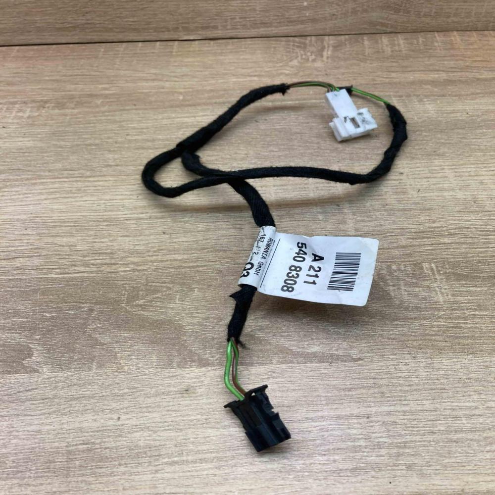 A2115408308 A0365451128  Plug wire Mercedes-Benz E W211