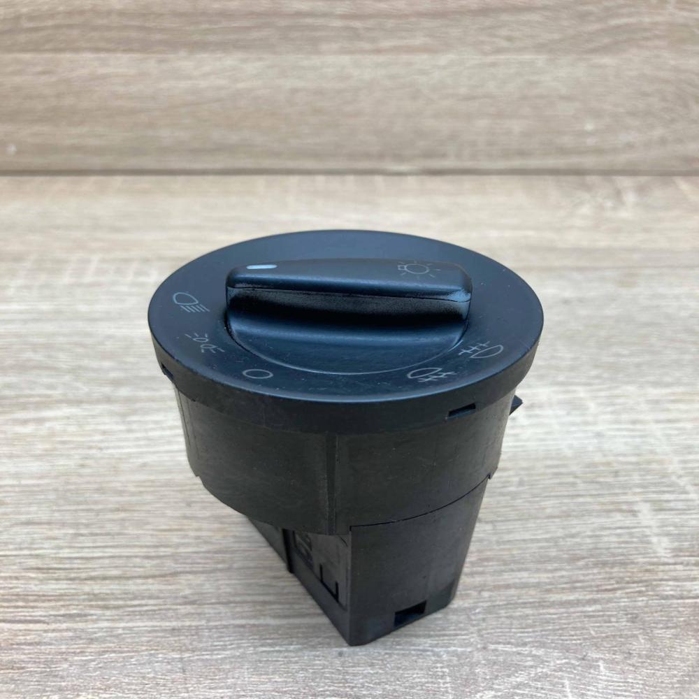 1C0941531A   Light switch Volkswagen Golf IV