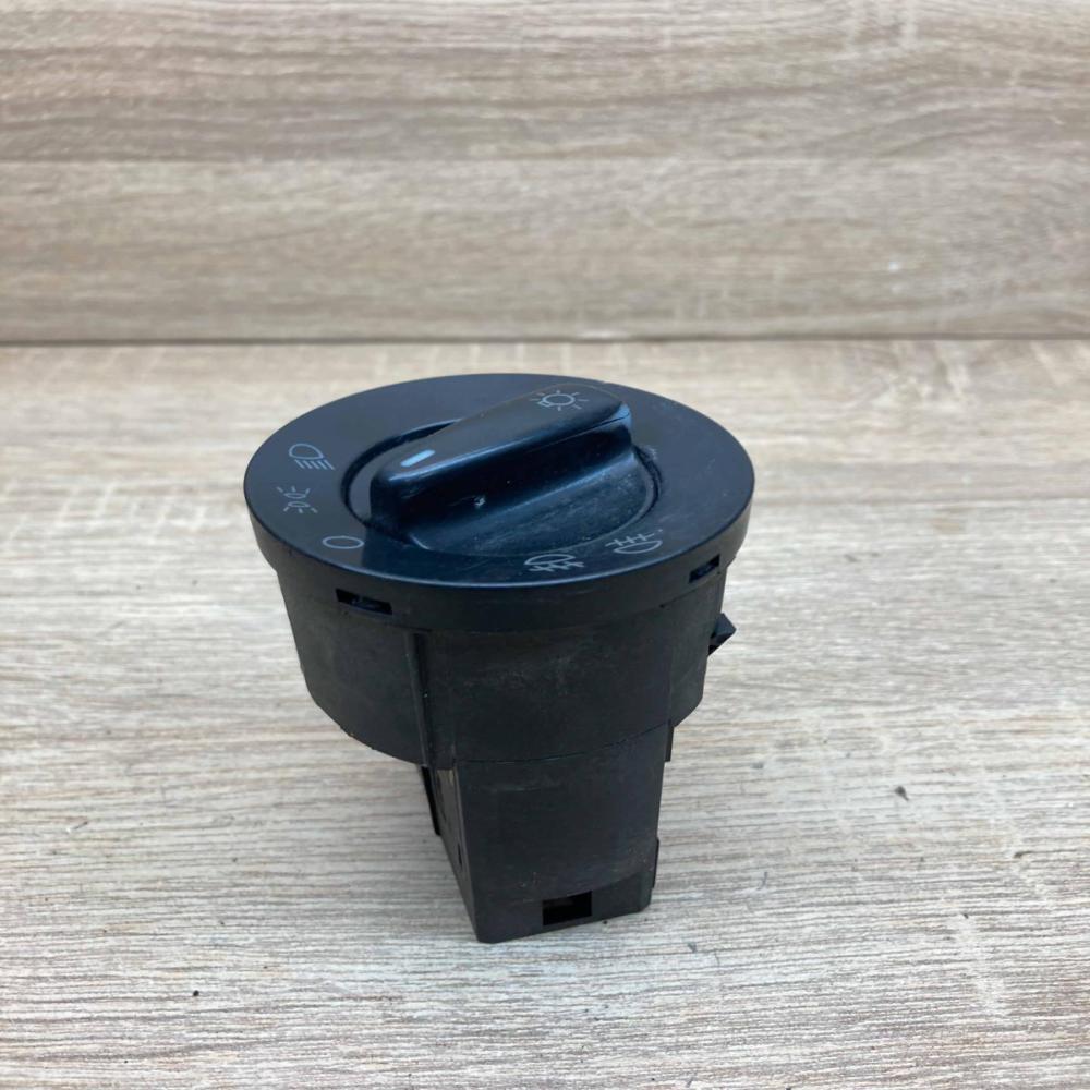 1C0941531A   Light switch Volkswagen Golf IV