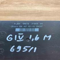 1J0959799H 5DK007951 00  Comfort/convenience module Volkswagen Golf IV