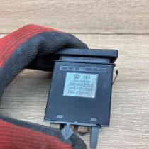 3B0953235D   Hazard light switch Volkswagen PASSAT B5.5