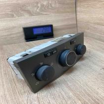 13231057 90151317  Climate control unit Opel Zafira B